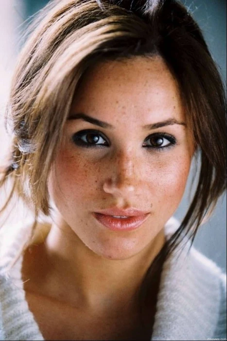 meghan markle face freckles actress hollywood
