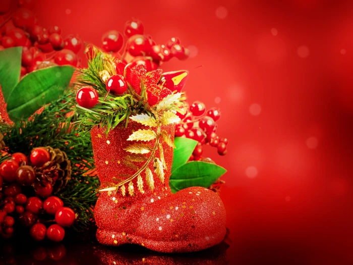 New Year Christmas balls ornaments red 2k