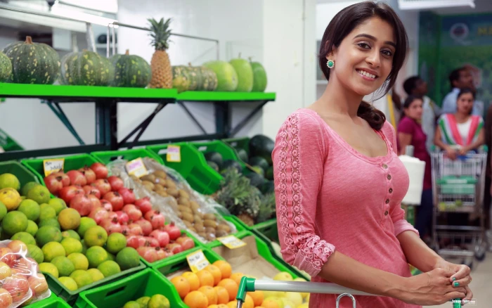 Actress Regina Cassandra 14 2k