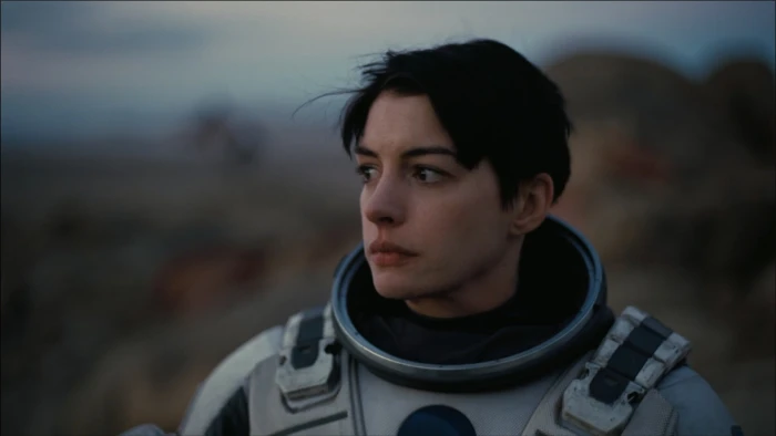 actress Anne Hathaway Interstellar movie Spacesuit 31