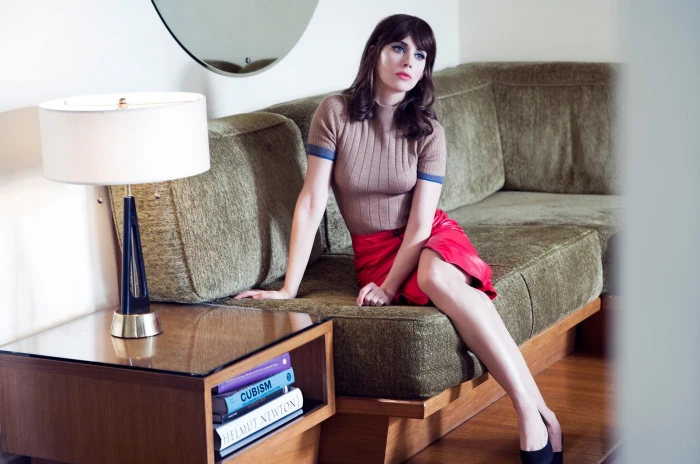 Actresses Alison Brie Blue Eyes Brunette furniture sitting
