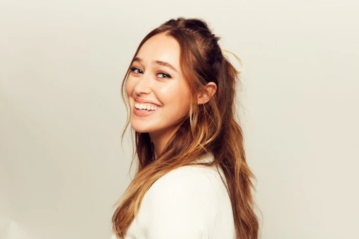 Actresses Alycia Debnam Carey