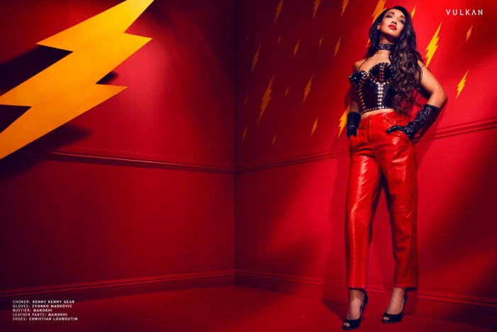 Actresses Candice Patton High Heels 55