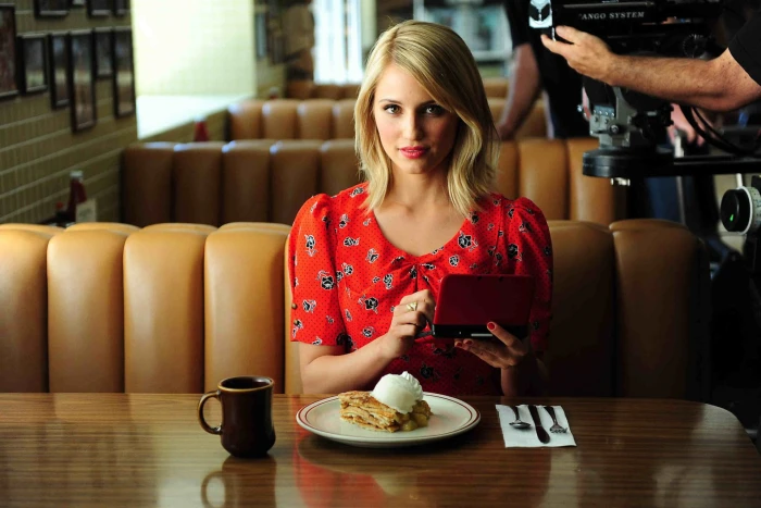 Actresses Dianna Agron food and drink sitting women young adult
