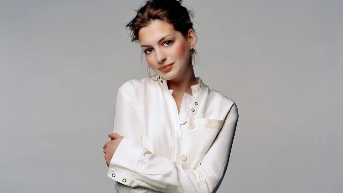 Anne Hathaway actress brunette women portrait makeup celebrity
