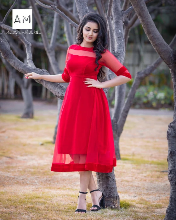 Anupama celebrity model actress 91