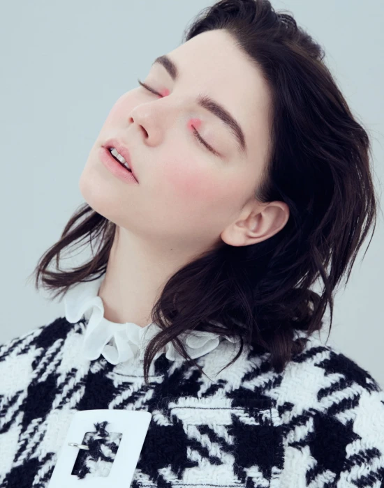 Anya Taylor Joy actress women simple background brunette