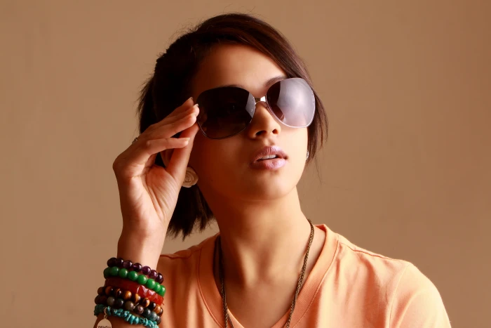 brunette women actress Bhavana with glasses bracelets 2k 4k