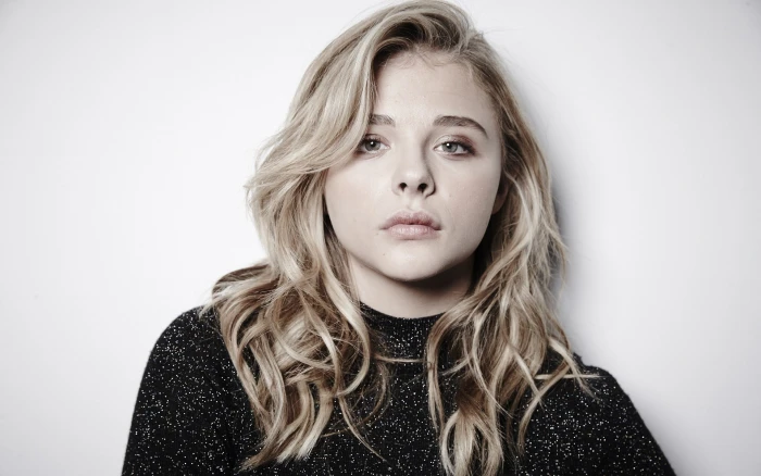 Chlo Grace Moretz women blonde face actress hair blond