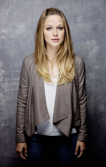Melissa Benoist actress women portrait looking at camera