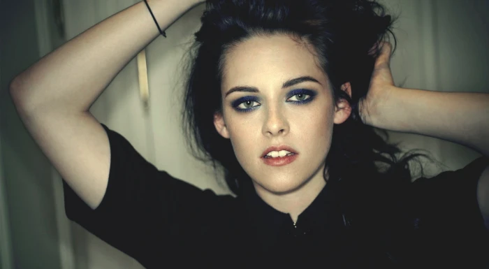 Kristen Stewart actress makeup women arms up face celebrity