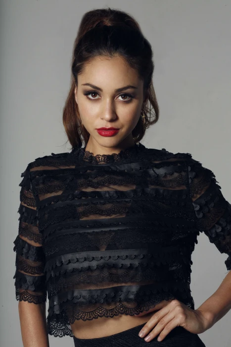 Lindsey Morgan brunette Latinas actress celebrity portrait display 24 2k