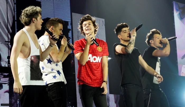 one direction pc backgrounds hd group of people women performance 2k