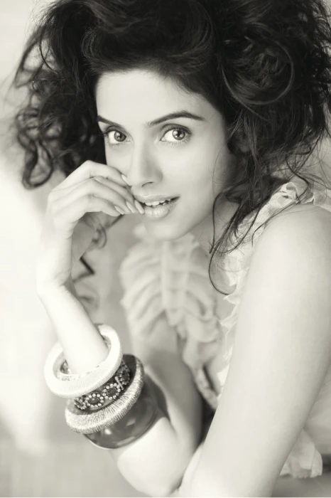 women actress monochrome bollywood asin Entertainment Bollywood HD Art
