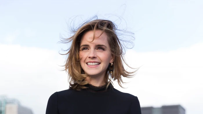women's black crew neck shirt Emma Watson actress looking away 2k