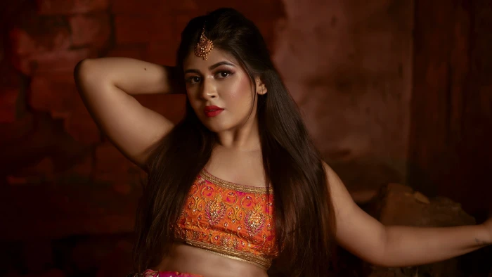 Women Raksha Somashekhar Actress Black Hair Bollywood Brown Eyes