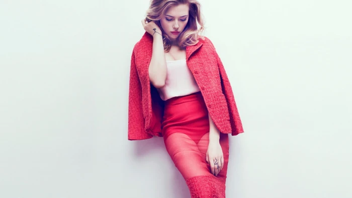 women's white top and red pants Scarlett Johansson actress