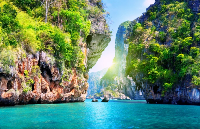 beach Thailand Pattaya mountains ocean Worlds best diving sites 2k 4k 5k