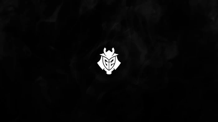 Esport League of Legends heart shape studio shot 2k