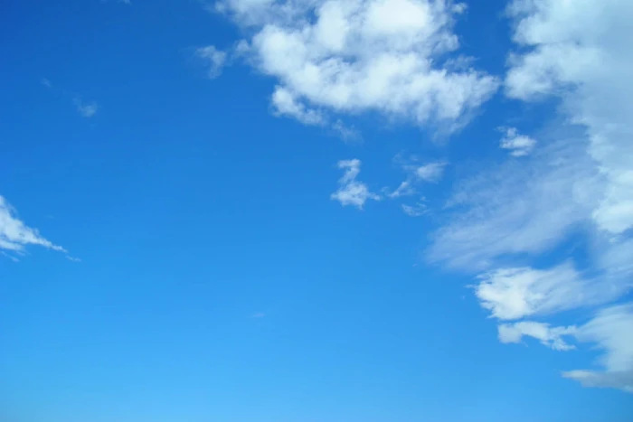 azul blanca cielo naturaleza nubes cloud sky blue low angle view 2k