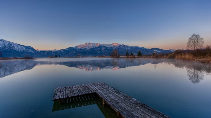 Mountains lakes trees reflecting in the morning tranquil scenery 2k