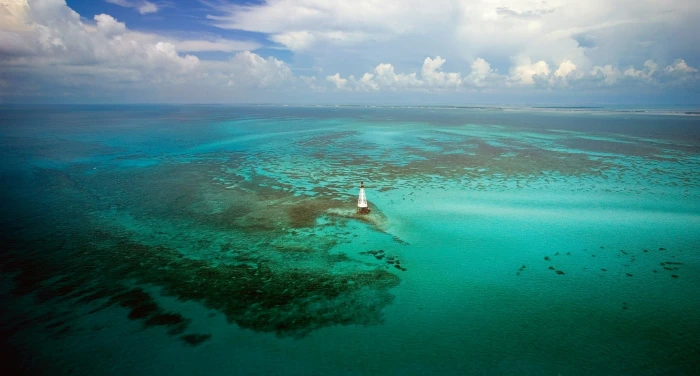 body of water nature landscape coral sea lighthouse beach 2k