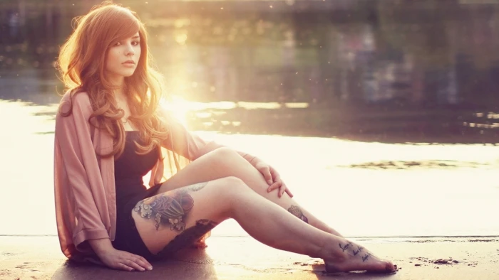 women tattoo redhead miniskirt barefoot on beach 2k