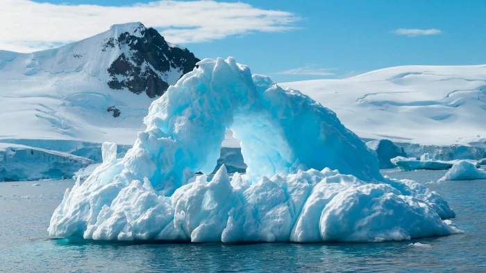 iceberg nature landscape winter snow mountains snowy peak 2k