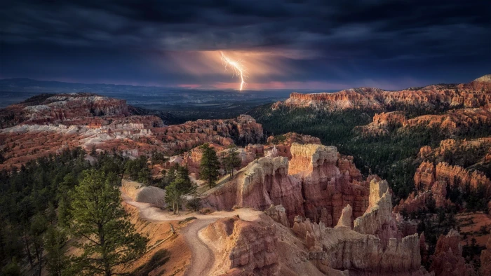 brown plateau nature landscape lightning mountains Bryce Canyon National Park 2k