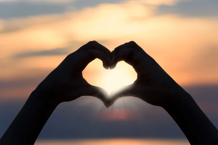 human hands forming heart sign love sunset the sun sky shape 2k 4k 5k