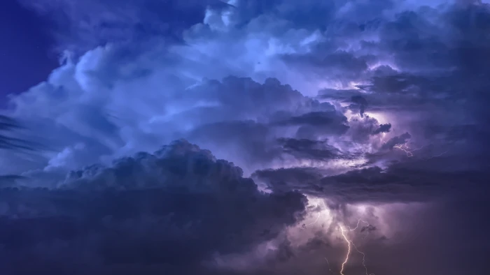 lightning bolt during nighttime thunderstorm flashes weather 2k 4k 5k