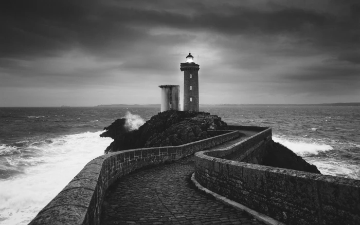 Black and white lighthouse beaches wave cloud ocean 2k