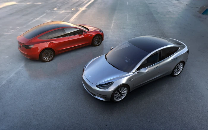 Tesla Model 3 2k