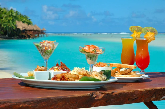 Lunch in The Cook Islands beach ocean food blue paradise 2k 4k