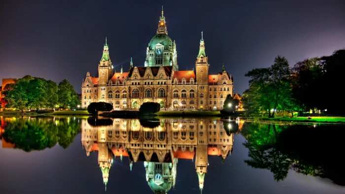 life palace building architecture castle europe city 2k 4k