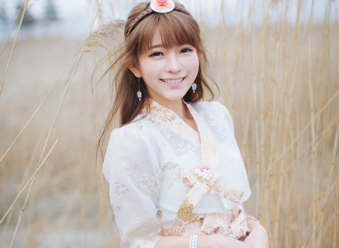 auburn hair women smiling band Yurisa Chan cosplay 2k