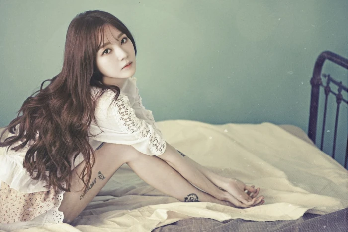 Korean Asian Davichi K pop women brunette long hair tattoo 2k