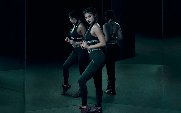 Kylie Jenner full length young adult clothing women 2k 4k
