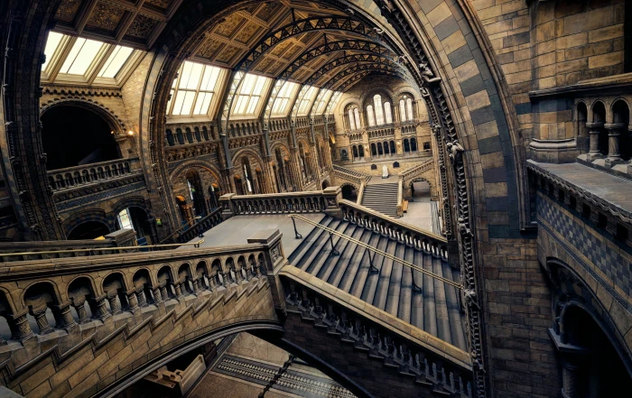 London museum building Museum of Natural History interior 2k