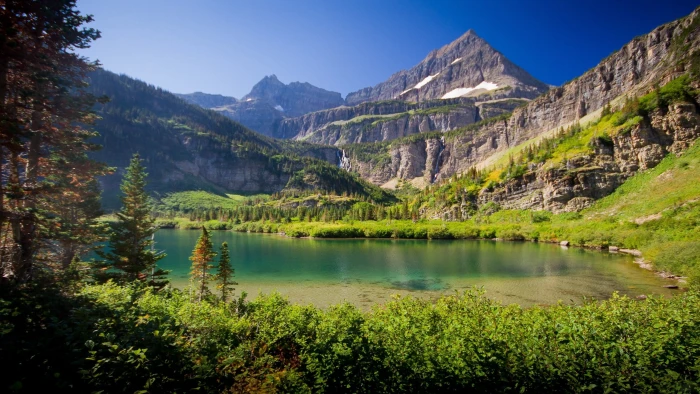 mountain landmark nature lake mountains Canada scenics 2k