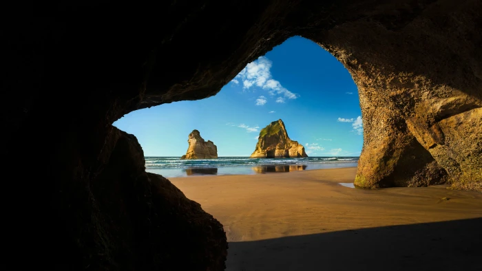 nature landscape clouds cave rock sea horizon sunlight 2k 4k