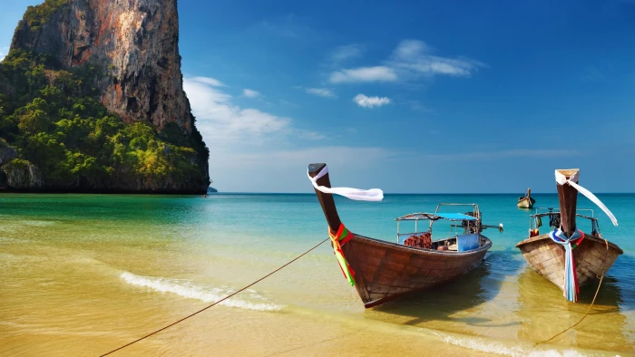 body of water leisure shore tourism beach vacation ocean 2k 4k