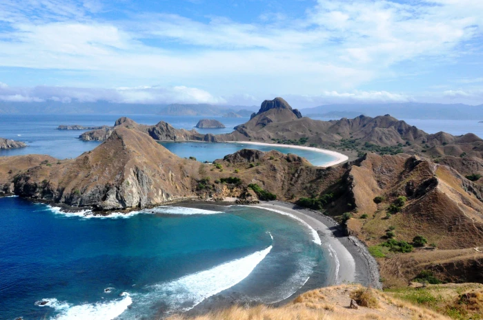 labuanbajo padarisland background blue sea nature water 2k 4k
