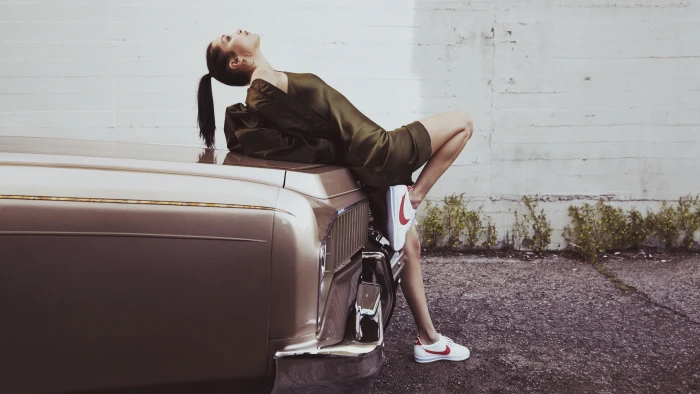 Bella Hadid real people one person full length 2k 4k 5k 8k