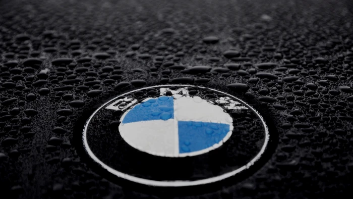 BMW Logo Badge Water Drops Macro HD cars 2k