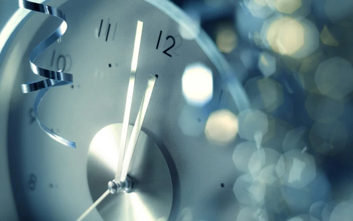round silver wall clock Christmas New Year clocks bokeh ribbon 2k
