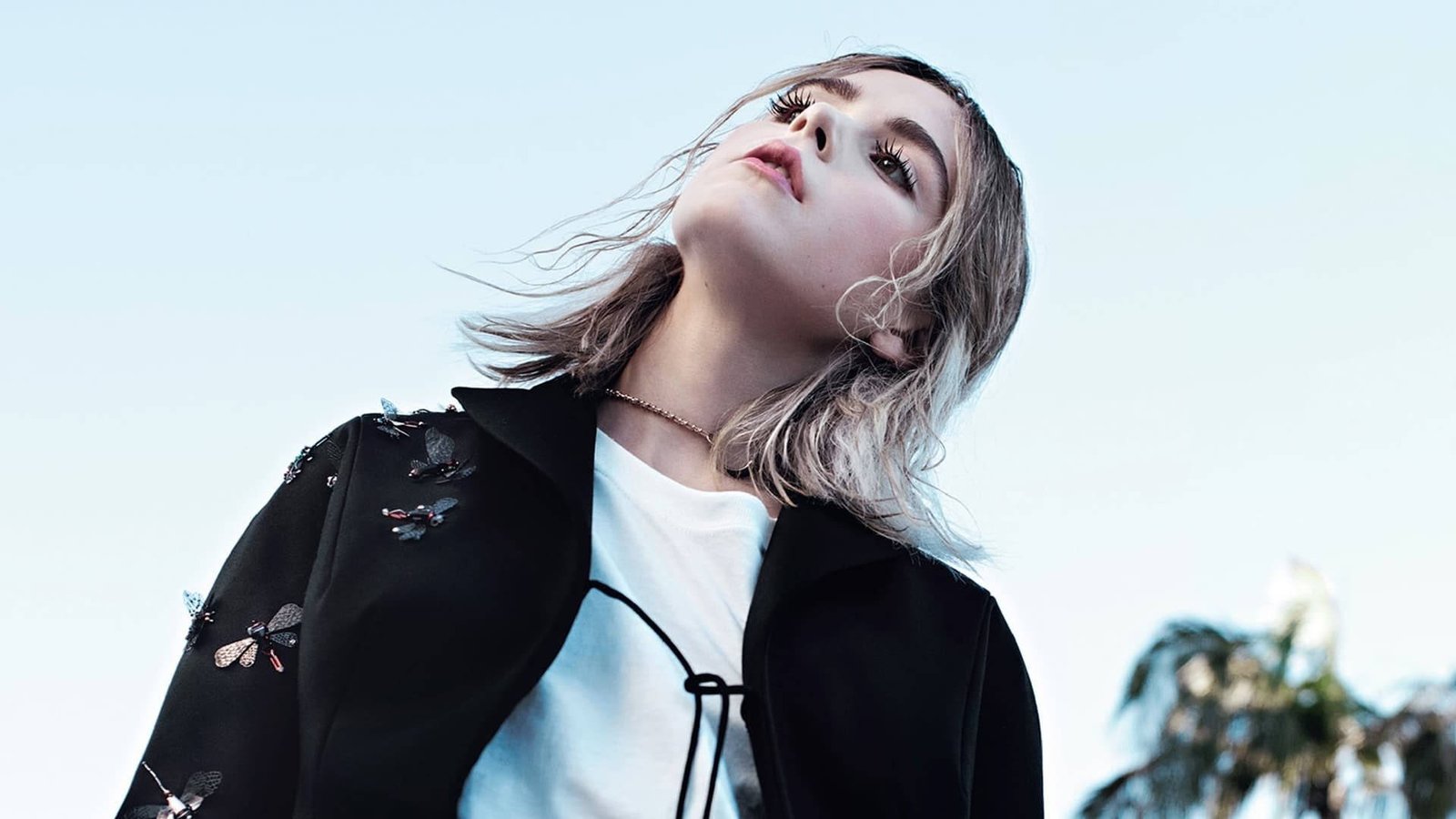 kiernan shipka grungy look actress hollywood