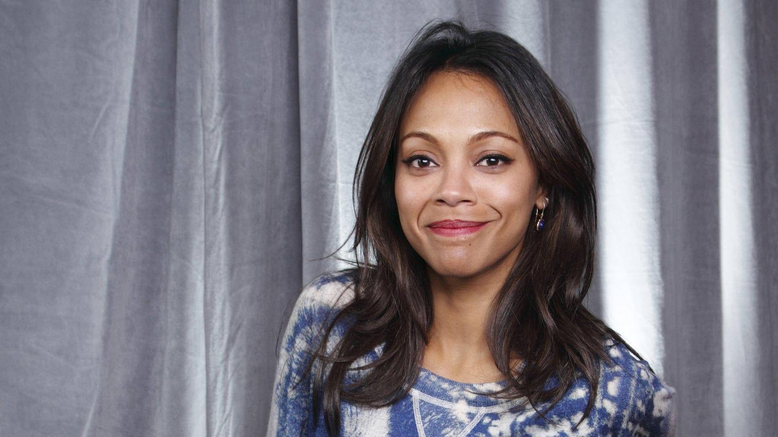 zoe saldana silver curtain actress hollywood