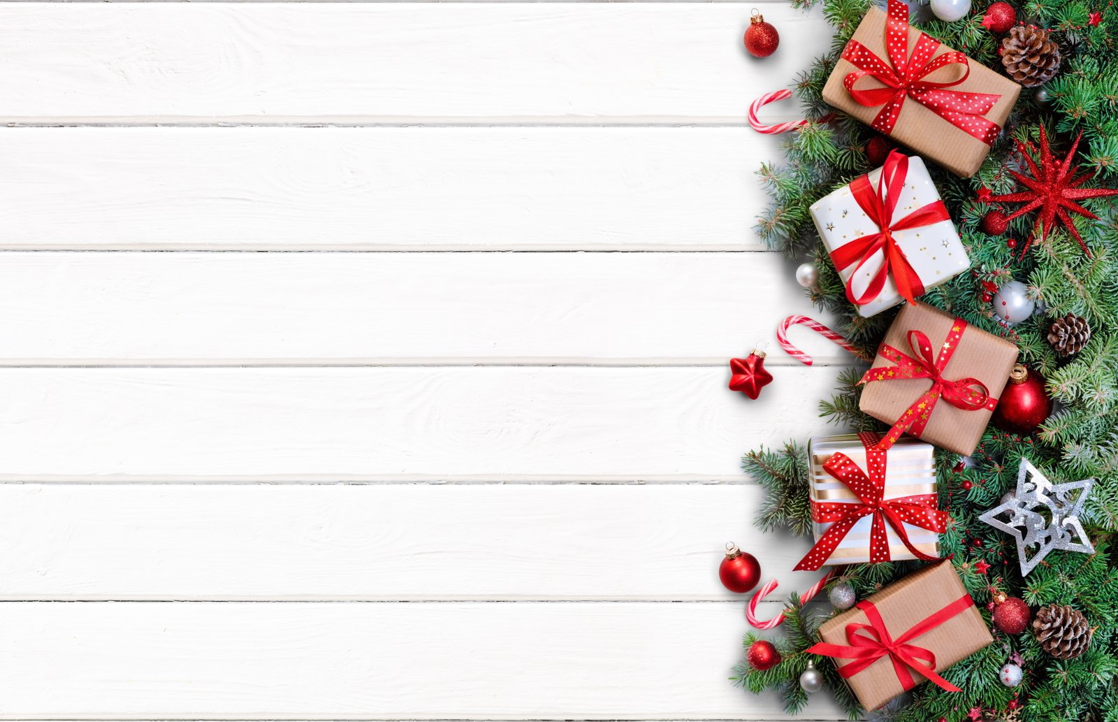 five brown and white Christmas gift boxes decoration branches 2k 4k 5k