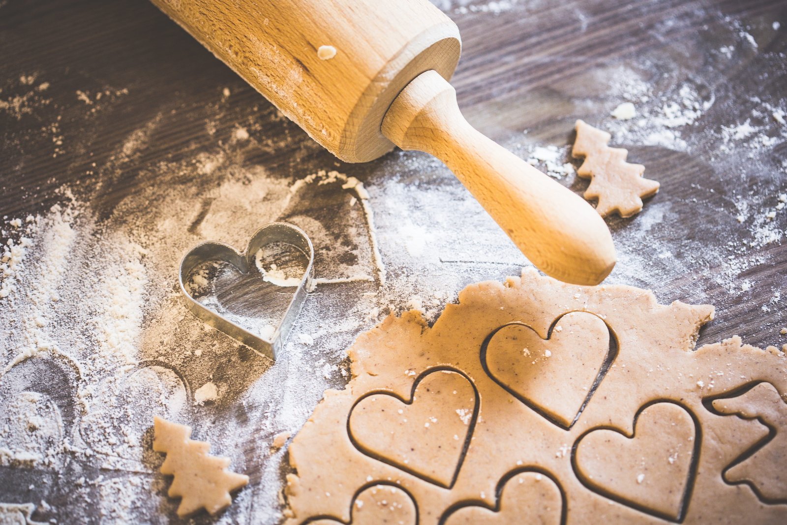 Preparing Christmas Sweets Lovely Hearts baking christmas 2k 4k